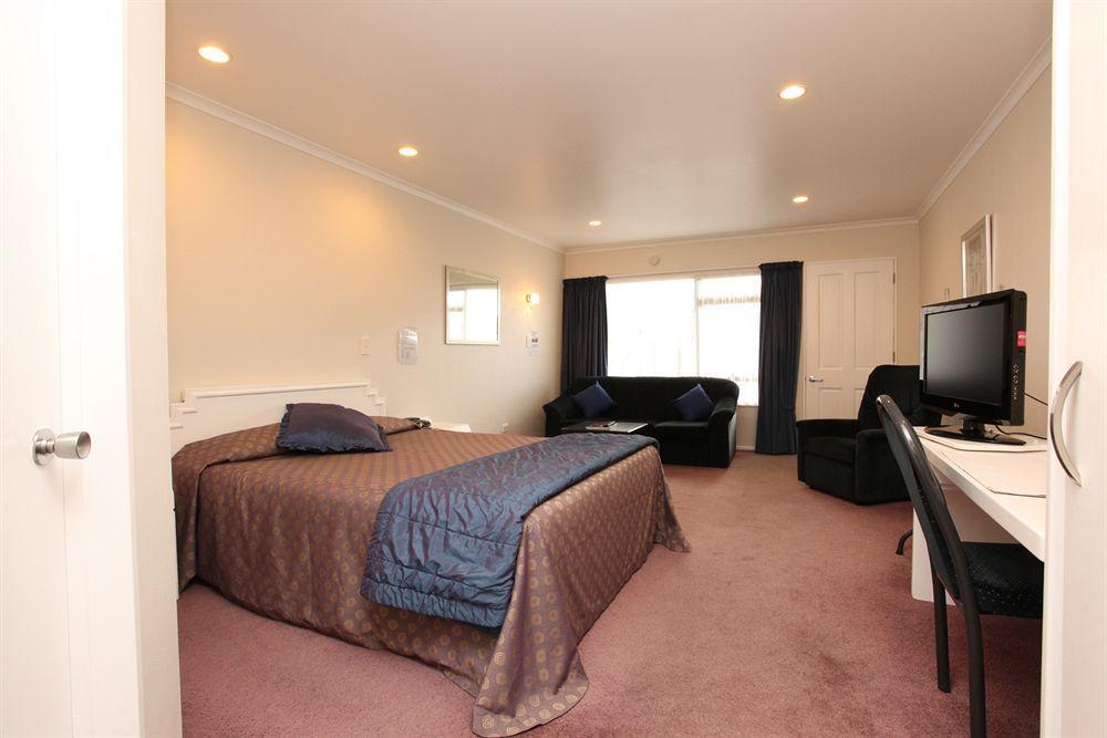 Shadzz Motel Palmerston North Exterior foto