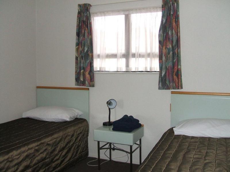Shadzz Motel Palmerston North Exterior foto