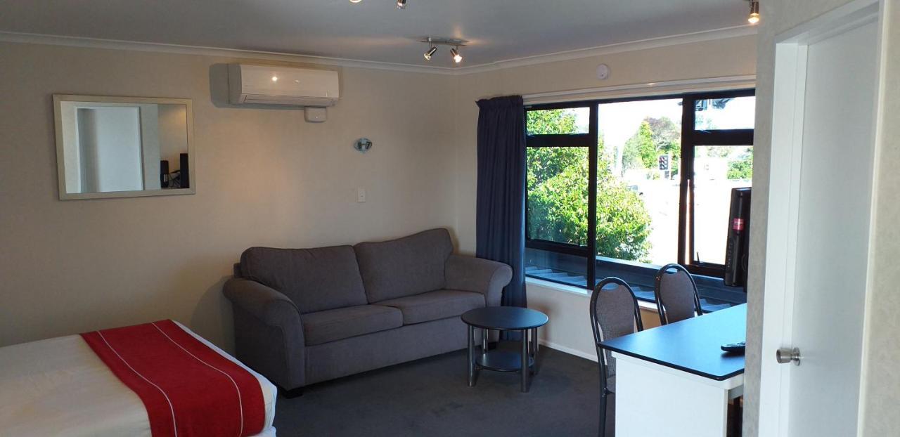 Shadzz Motel Palmerston North Exterior foto